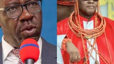 Photo of Ex-Gov Obaseki fumes as suspected political thugs strip cousin naked at Oba’s palace
