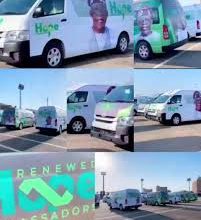 Photo of Amid escalating insecurity, Tinubu gears up for 2027, distributes Hilux, Hummer buses to states for campaign 