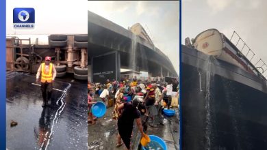 Photo of Lagos residents scoop diesel as tanker falls on Apapa Liverpool Bridge