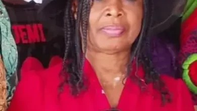 Photo of Tragic Death of Barr Nwamaka: Prof Gambari commiserates with the Chigbo Family 