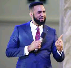 Photo of Controversial Lagos Pastor Chris Okafor forced to step aside amid multiple sexual scandals 