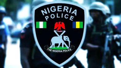 Photo of False kidnapping alarm sparks mob attack, burns US-based doctor’s SUV in Ibadan
