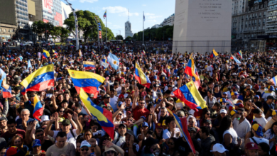 Photo of Jubilant Venezuelans abroad celebrate capture of President Maduro by US