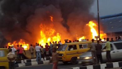 Photo of Pandemonium as another truck catches fire on Lagos bridge
