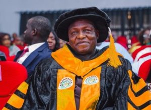 Photo of APC national chairman Yilwatda makes personal donation of N100 million to Akwa Ibom State University