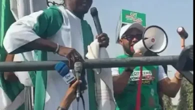 Photo of Protesters return to National Assembly, demand mandatory real-time transmission of election results