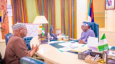 Photo of President Tinubu condemns Kaiama massacre, directs military to act after meeting Kwara governor