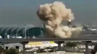 Photo of Tensions rise as Iran cautions Gulf hotels over US-Israel troops, says they risk attack 