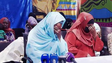 Photo of Alleged Coup Plot: Wives of detained military officers protest with rights activist Sowore in Abuja