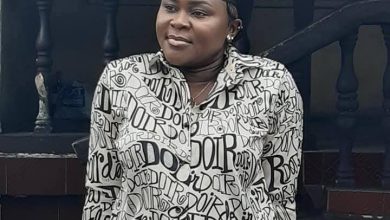 Photo of Heartbreak: Doctor dies shortly after giving birth to triplets